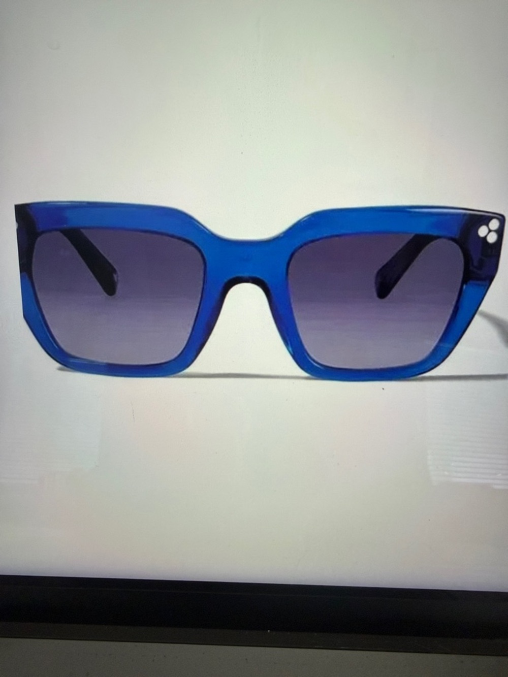 🕶️🆕 Brighton Pebble Medali Sunglasses